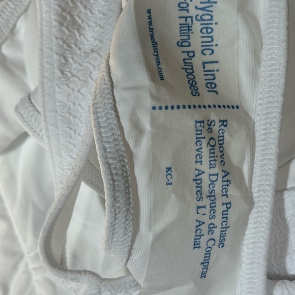 MELISSA ODABASH Perugia One-Piece Swimsuit (US/6) White NWOT - Picture 7 of 8